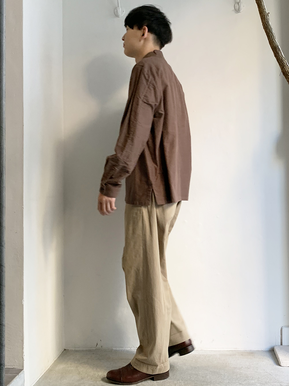 YAECA _ スタンドカラー ジャケット 49362 / Brown | R1