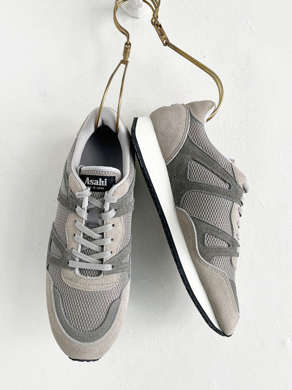 ASAHI _ TRAINER 4 / Gray-26,5