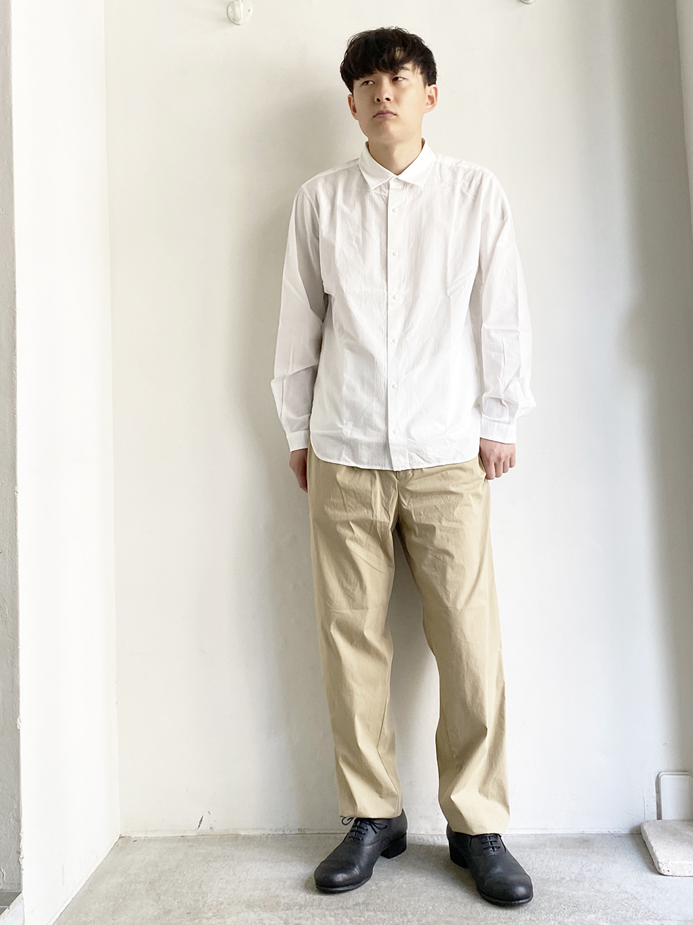 YAECA _ コンフォートシャツ STANDARD long 12109 / White | R1