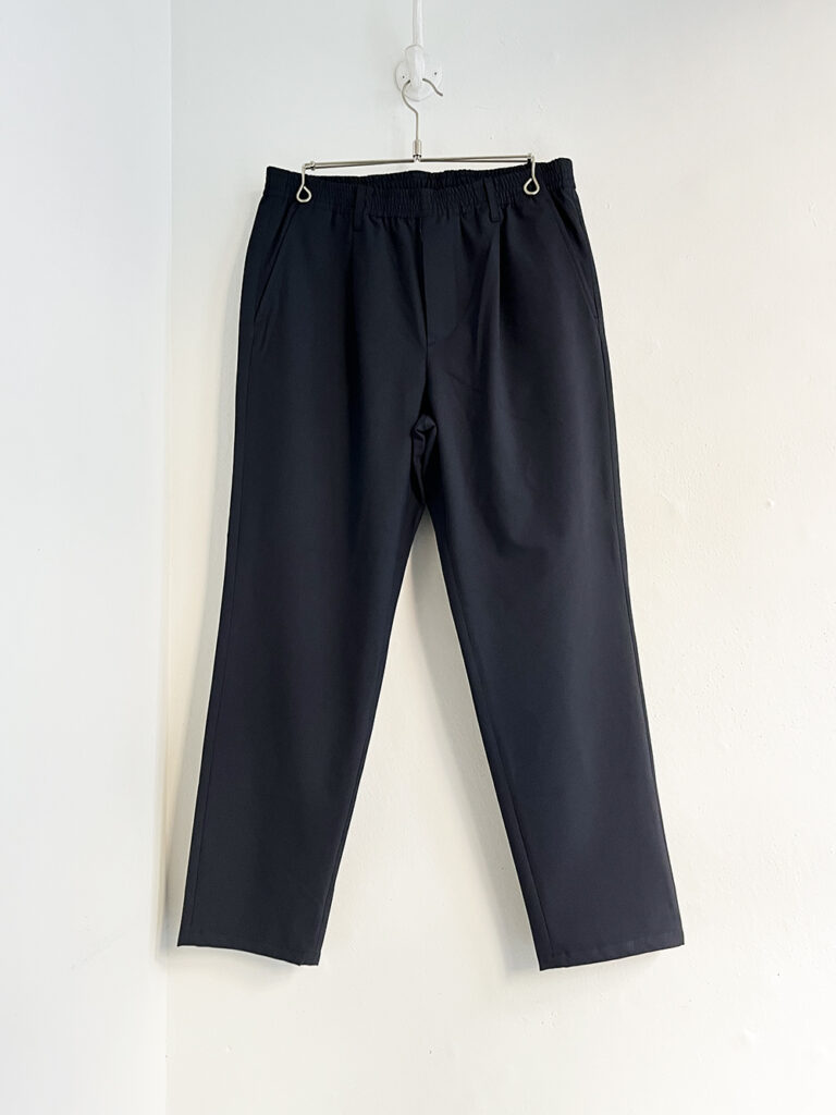 LAMOND. _ 2wayストレッチ イージートラウザーズ/  Navy-black