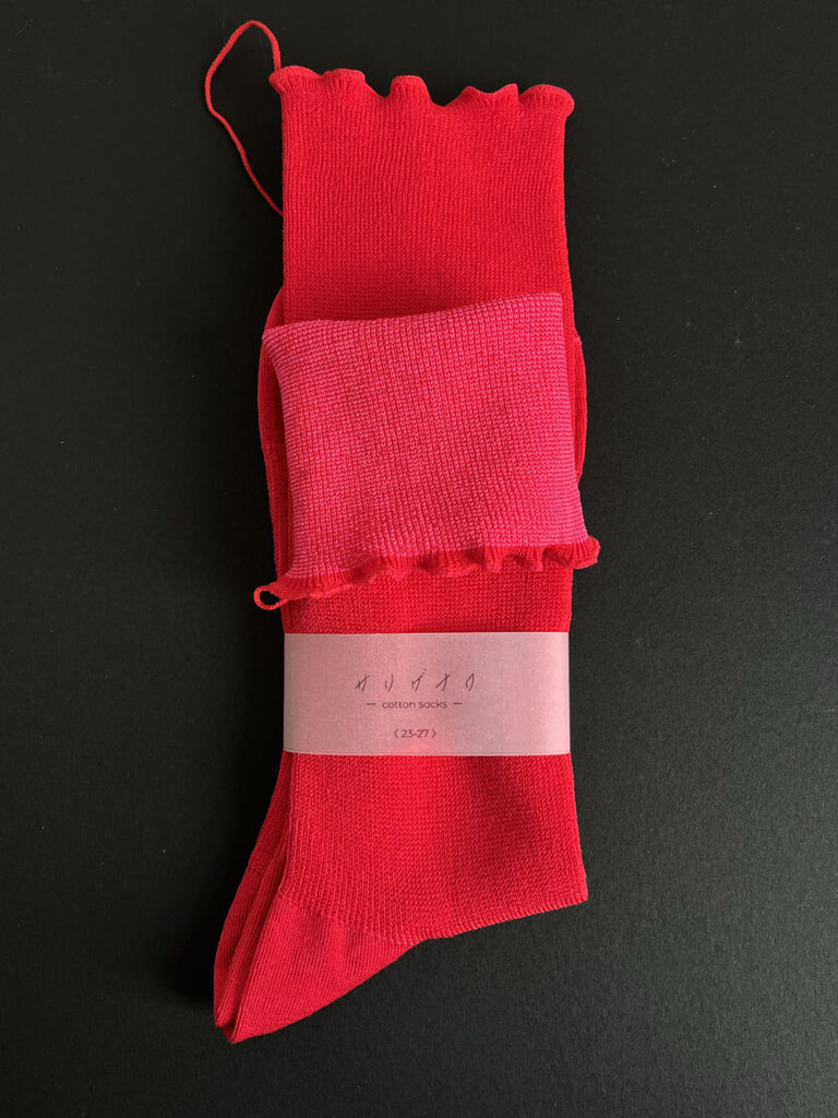 サリゲナク Too Medical cotton Socks／- 13. Camellia ( ツバキ )　※ VIVID color / 蛍光